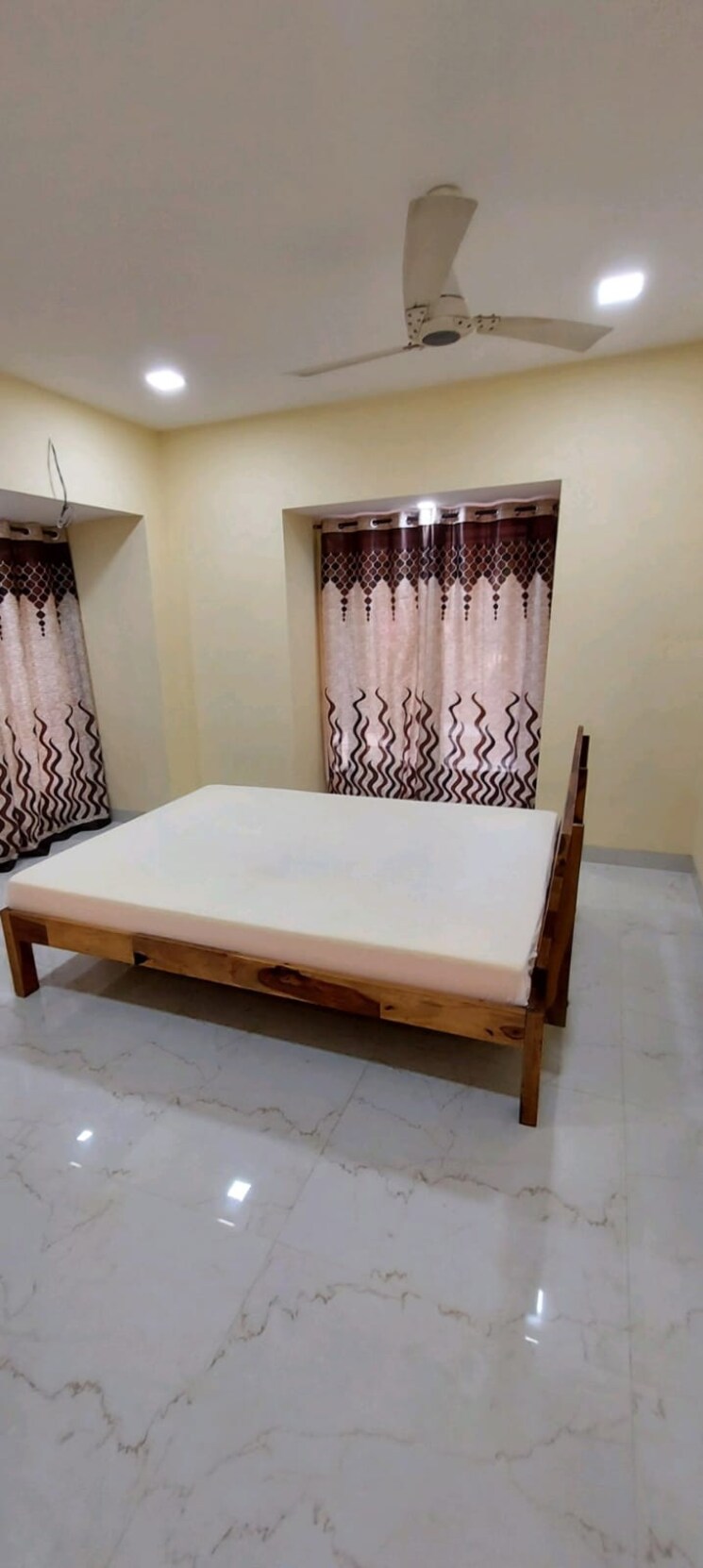 Bedroom, sunny-side-apartment 3 Bedroom 780 Sq.Ft. Apartment In Andheri West Mumbai 9392340