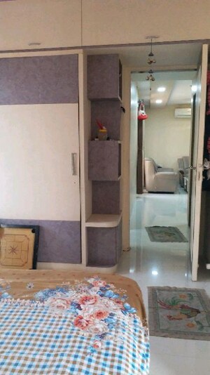 Furnished Amenities in 2 BHK Apartment at Seawoods – for Rent