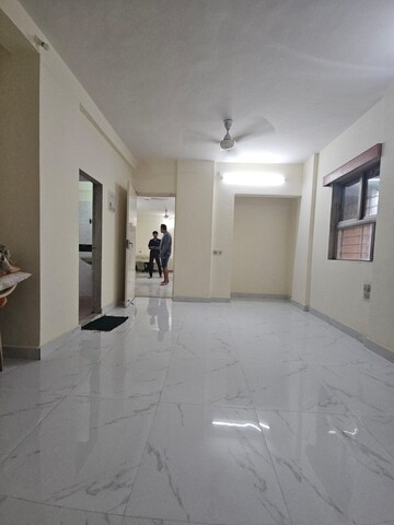 Room in 2 BHK Apartment at Puraniks Kanchanpushp Complex, Kavesar – for Rent