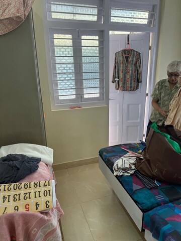 Master Bedroom in 1 BHK Apartment at Bhagwan Singh Apartment, Mahim – for Rent