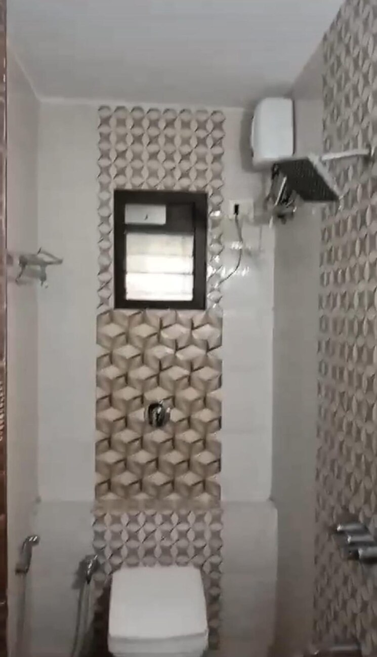 Bathroom, maitri-chs-andheri 2 Bedroom 1050 Sq.Ft. Apartment In Andheri West Mumbai 9392379