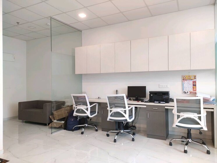 Team Area, kamdhenu-commerz Commercial Office Space 1000 Sq.Ft. In Kharghar Navi Mumbai 9392387
