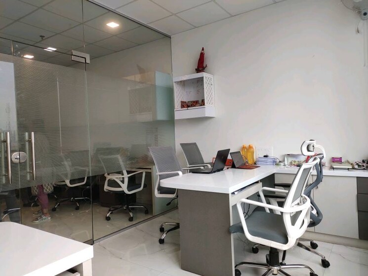 Team Area, kamdhenu-commerz Commercial Office Space 1000 Sq.Ft. In Kharghar Navi Mumbai 9392387