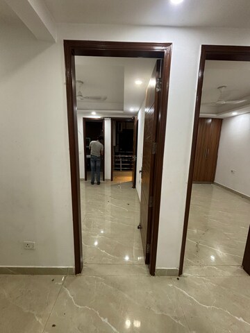 Room in 2 BHK Builder Floor at Saket – for Rent