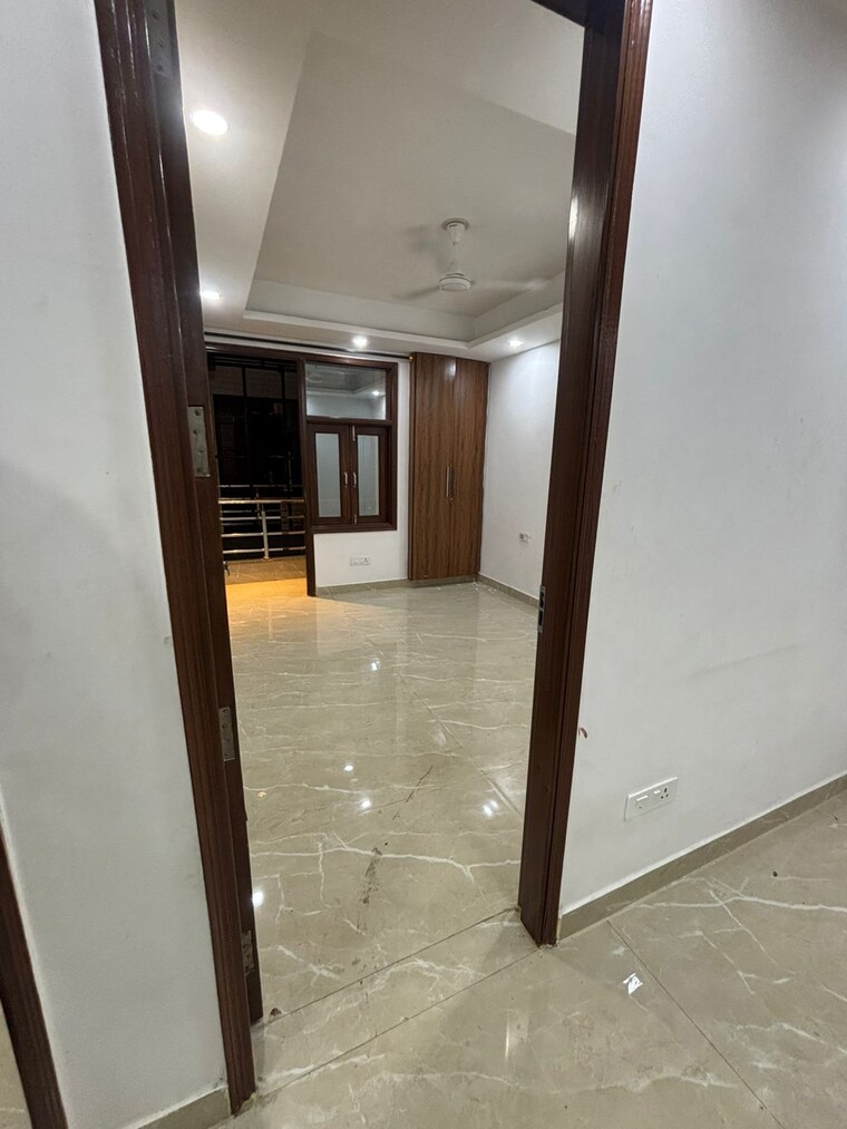 Room, saket 2 Bedroom 900 Sq.Ft. Builder Floor In Saket Delhi 9392498