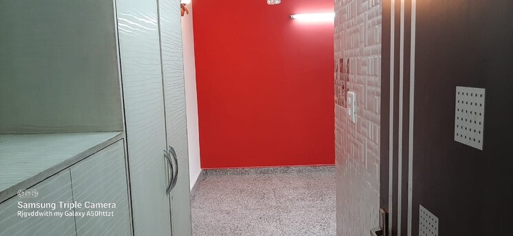 Room, neb sarai 3 Bedroom 1025 Sq.Ft. Builder Floor In Neb Sarai Delhi 9392612