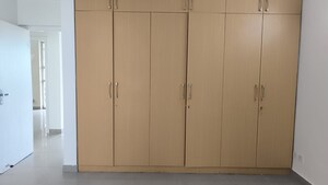 Room in 3 BHK Apartment at Rps Palms, Sector 88 – for Rent