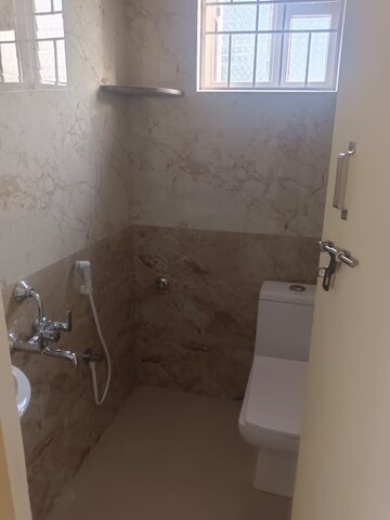 Attached Bathroom in 2 BHK Builder Floor at Ejipura – for Rent