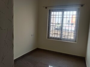 Room in 2 BHK Builder Floor at Ejipura – for Rent