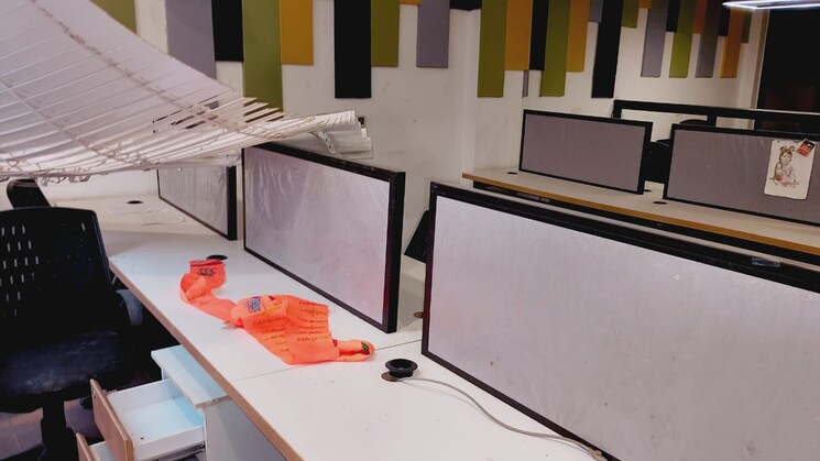 Team Area, ithums-62 Commercial Office Space in IT/SEZ 1050 Sq.Ft. In Sector 62 Noida 9392653