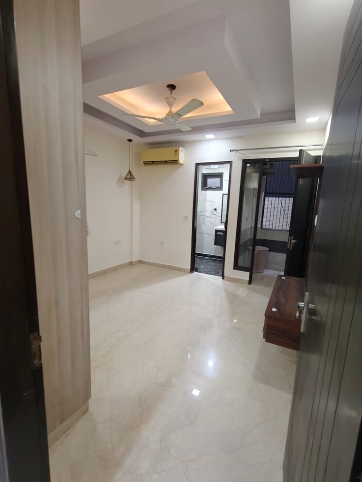 undefined, rajouri garden 3 Bedroom 1800 Sq.Ft. Builder Floor In Rajouri Garden Delhi 9392711