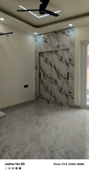 Room in 3 BHK Builder Floor at Sector 85 – for Sale