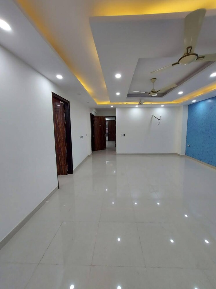 Kitchen, eldeco-acclaim 3 Bedroom 1789 Sq.Ft. Builder Floor In Sohna Sector 2 Gurgaon 9392719