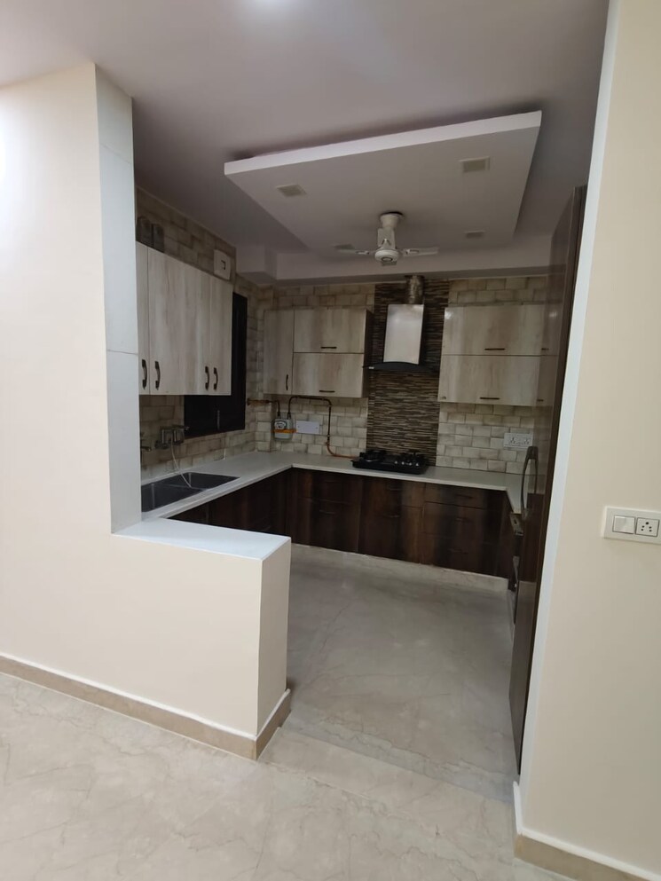 Kitchen, rajouri garden 3 Bedroom 1800 Sq.Ft. Builder Floor In Rajouri Garden Delhi 9392781