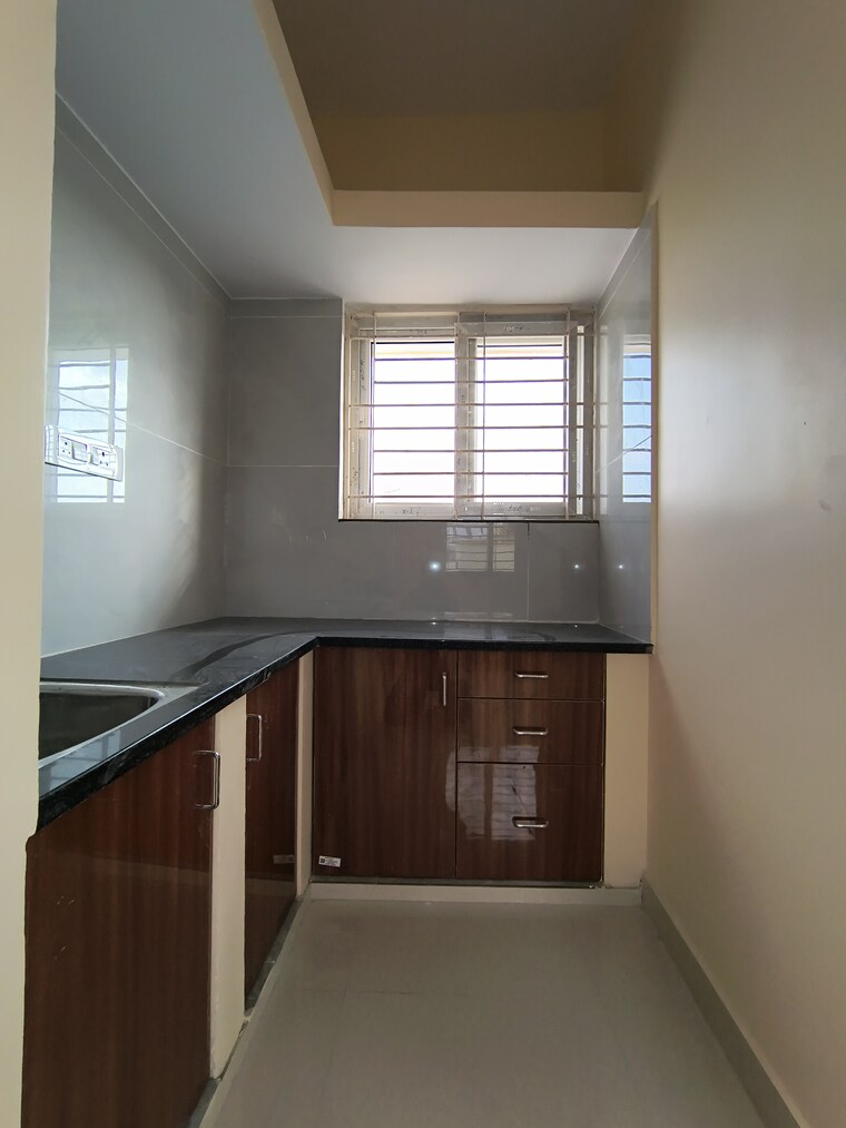 Room, bommanahalli 1 RK 200 Sq.Ft. Penthouse In Bommanahalli Bangalore 9392806
