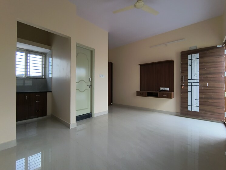 Room, bommanahalli 1 RK 200 Sq.Ft. Penthouse In Bommanahalli Bangalore 9392806