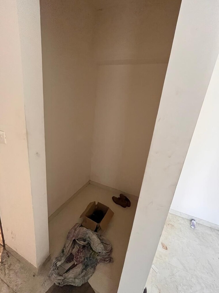 Bathroom, lodha-amara 2 Bedroom 672 Sq.Ft. Apartment In Kolshet Road Thane 9392757