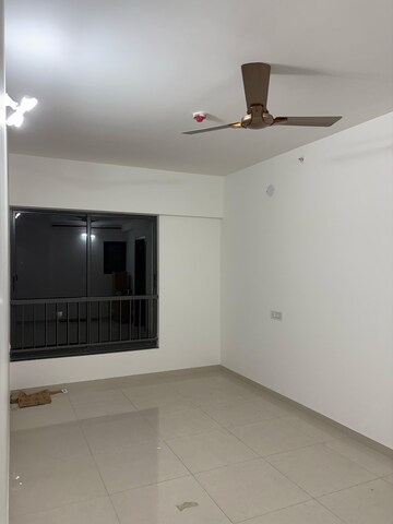 Room in 1 BHK Apartment at Shapoorji Pallonji Joyville Celestia, Hadapsar – for Rent