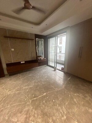 3 BHK Builder Floor For Rent in Rajouri Garden