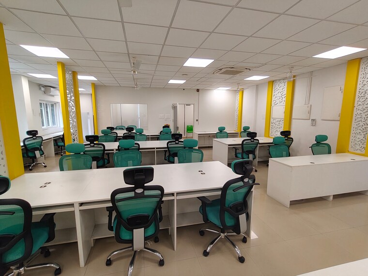 Team Area, guindy industrial estate Commercial Office Space in IT/SEZ 3000 Sq.Ft. In Guindy Industrial Estate Chennai 9393253
