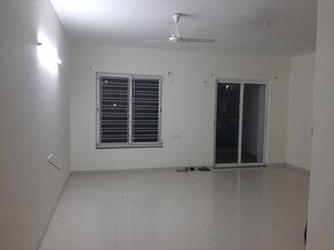 Room in 3 BHK Apartment at Lohia Odela, Bavdhan – for Rent