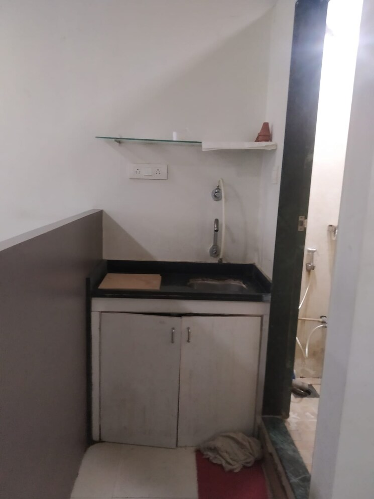 Kitchen, haware-infotech-park Commercial Office Space 600 Sq.Ft. In Vashi Sector 30a Navi Mumbai 9393270