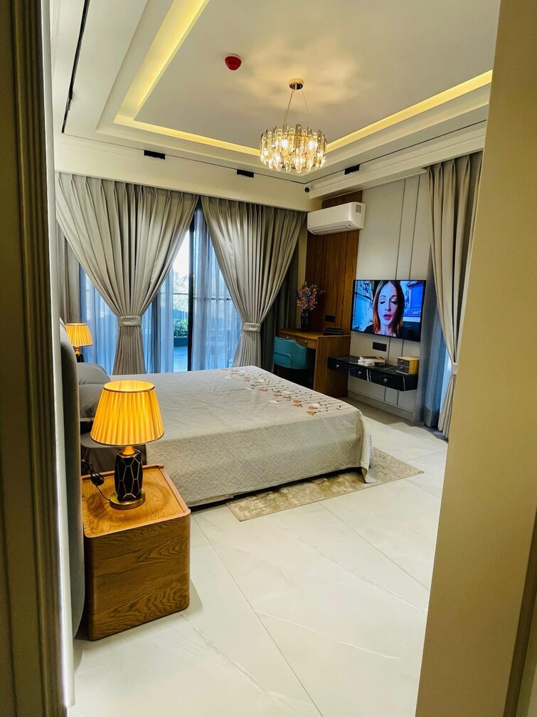 Cover Image, aerocity 3.5 Bedroom 2100 Sq.Ft. Apartment In Aerocity Mohali 9393367