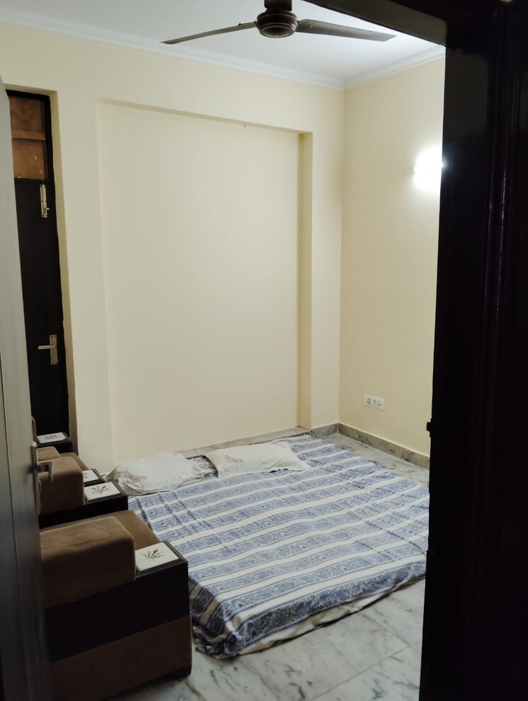 Bedroom, green-avenue 3 Bedroom 2520 Sq.Yd. Builder Floor In Sector 89 Noida 9393280