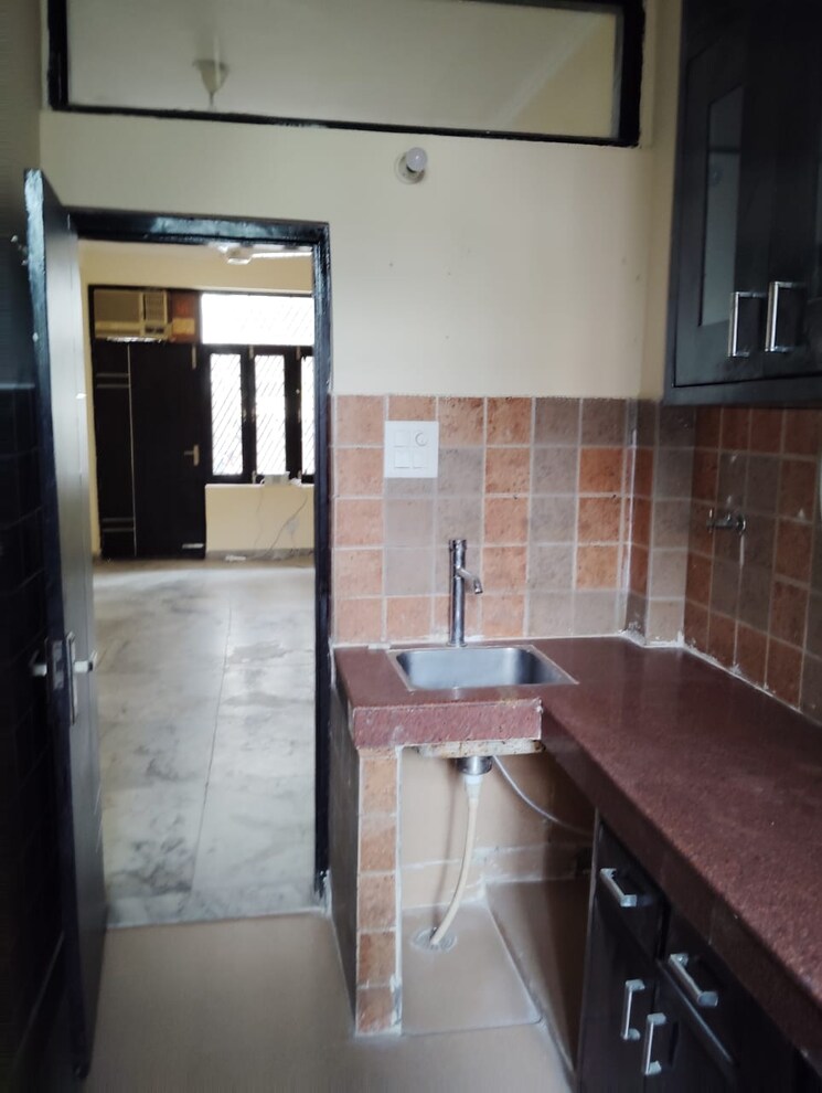 Kitchen, green-avenue 3 Bedroom 2520 Sq.Yd. Builder Floor In Sector 89 Noida 9393280