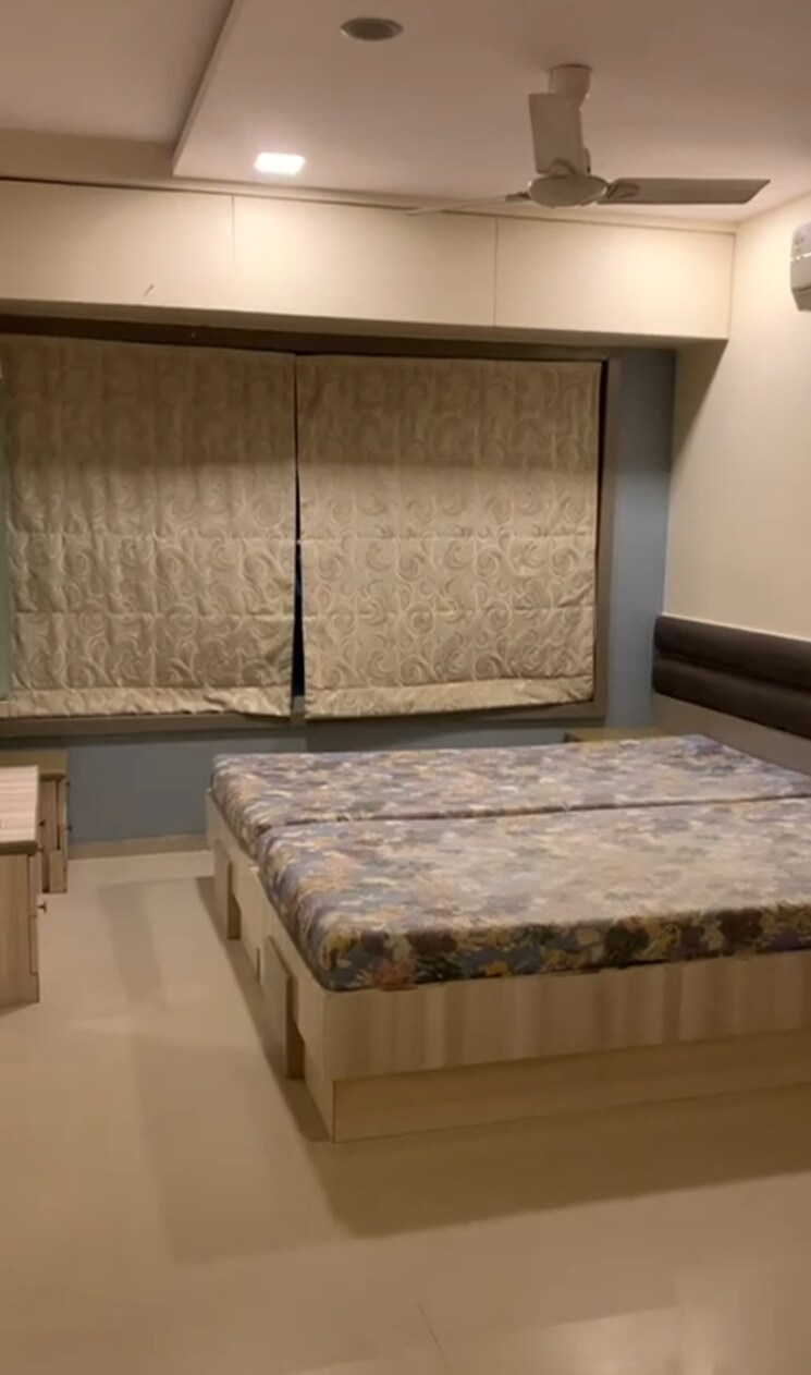 Bedroom, sky-pan-apartment 3 Bedroom 1100 Sq.Ft. Apartment In Andheri West Mumbai 9393361