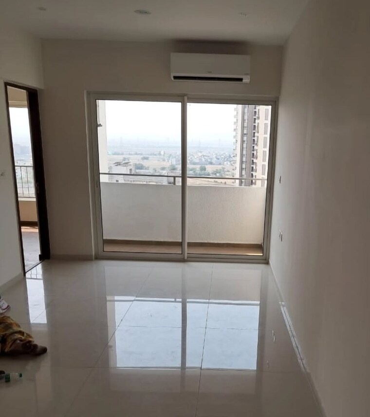 Room, shapoorji-pallonji-joyville-gurgaon 3 Bedroom 1852 Sq.Ft. Apartment In Sector 102 Gurgaon 9393333