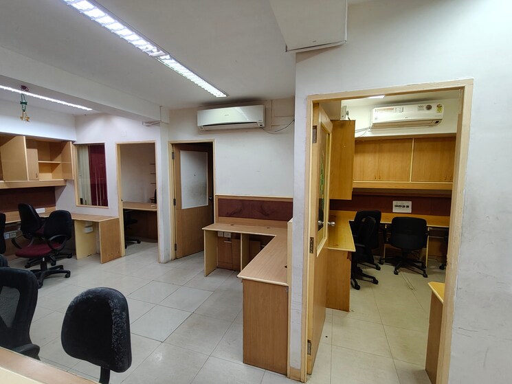 Team Area, ekkatuthangal Commercial Office Space in IT/SEZ 2200 Sq.Ft. In Ekkatuthangal Chennai 9393364