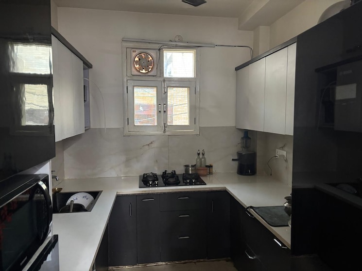 Kitchen, brij vihar 3 Bedroom 111 Sq.Yd. Builder Floor In Brij Vihar Ghaziabad 9393389