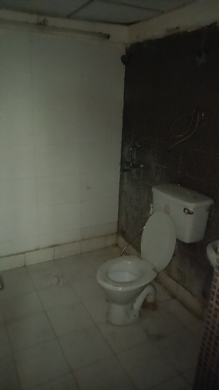 Bathroom, crossing-infra 2 Bedroom 1270 Sq.Ft. Apartment In Dundahera Ghaziabad 9393434