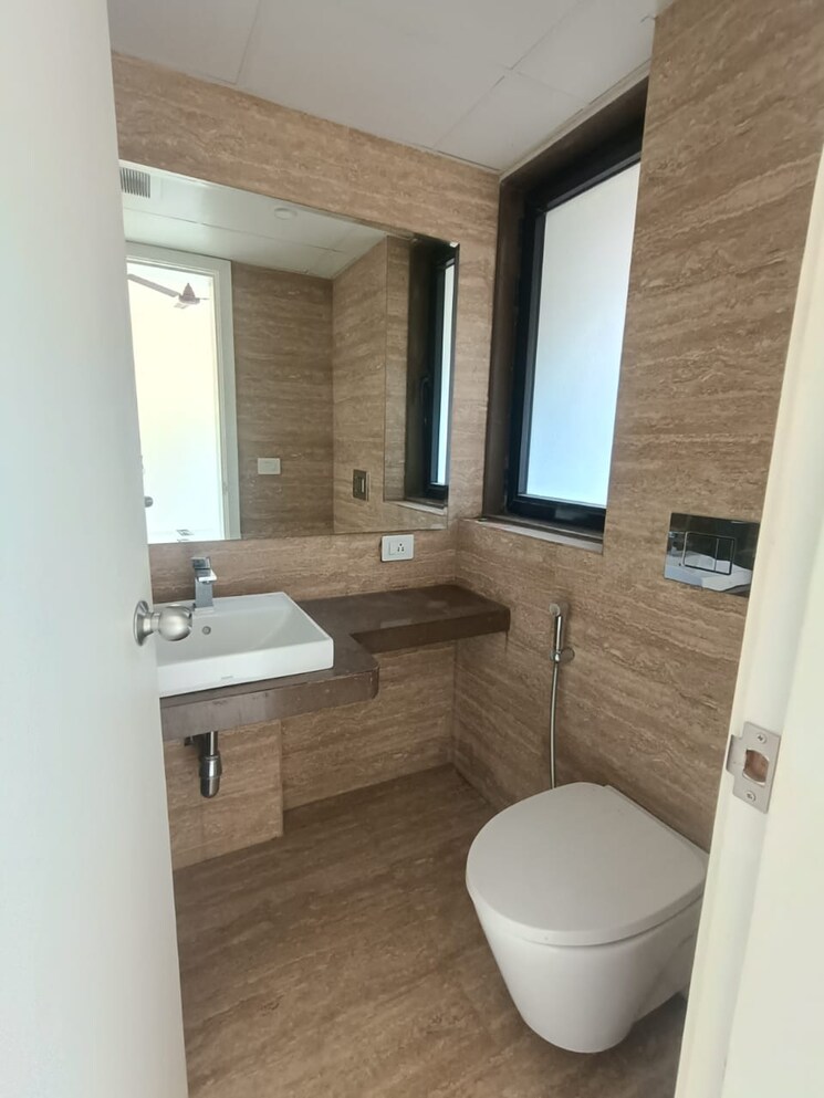 Bathroom, supreme-belmac-residences 3 Bedroom 1353 Sq.Ft. Apartment In Kalyani Nagar Pune 9393430