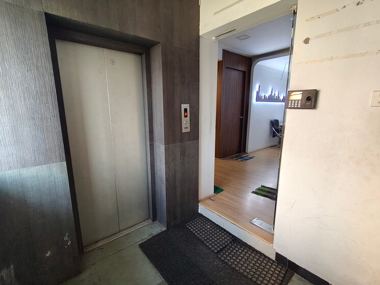 undefined, thyagaraya nagar Commercial Office Space in IT/SEZ 2350 Sq.Ft. In Thyagaraya Nagar Chennai 9393442