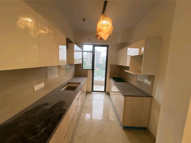 Kitchen, metro-suites-glitz 3 Bedroom 1650 Sq.Ft. Apartment In Vasundhara Sector 2 Ghaziabad 9393451