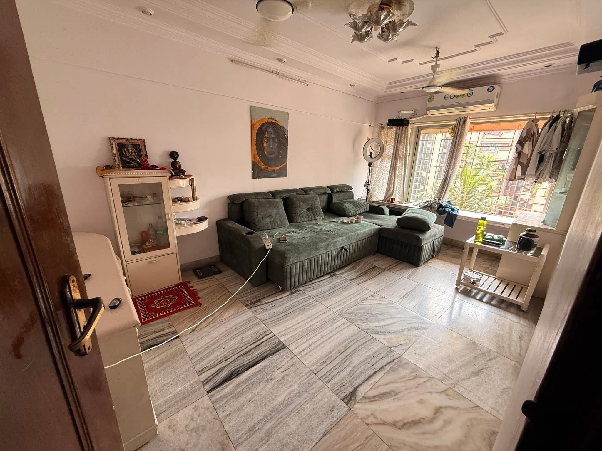 1 BHK Apartment For Rent in Versova Heights