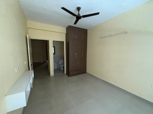 Room in 2 BHK Apartment at Pyramid Urban Homes 3, Sector 67a – for Rent