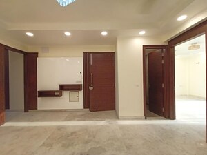 Room in 3 BHK Builder Floor at Rajouri Garden – for Rent