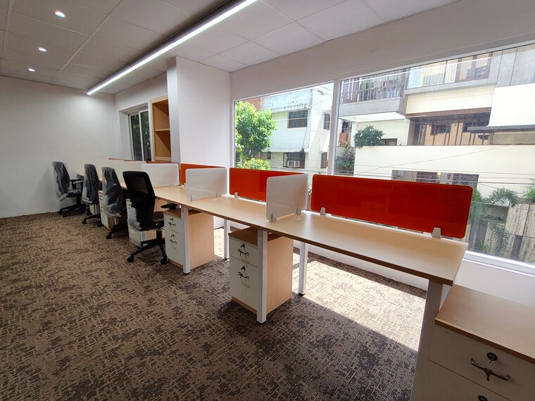 Team Area, anna nagar east Commercial Office Space in IT/SEZ 3000 Sq.Ft. In Anna Nagar East Chennai 9393567