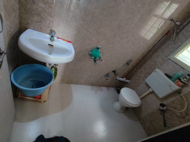 Bathroom, l-s-mehetre-shiv-angan 2 Bedroom 1001 Sq.Ft. Apartment In Pimple Saudagar Pune 9393705