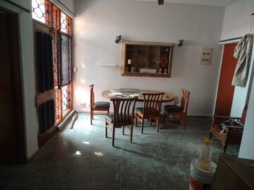 Living Room in 2 BHK Apartment at Sector 4 – for Rent