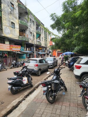  Shop – Exterior View View at Aliganj - for Rent