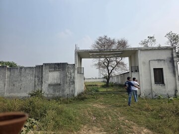  Plot – Exterior View View at Dlf Ankur Vihar - for Sale