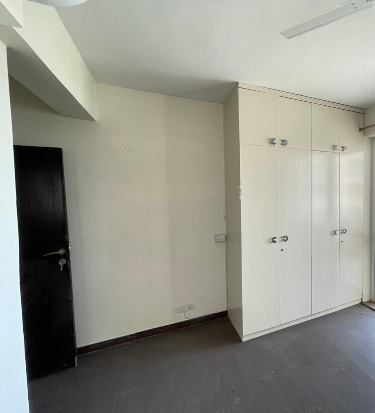 Room, shapoorji-pallonji-joyville-gurgaon 2 Bedroom 589 Sq.Ft. Apartment In Sector 102 Gurgaon 9393791