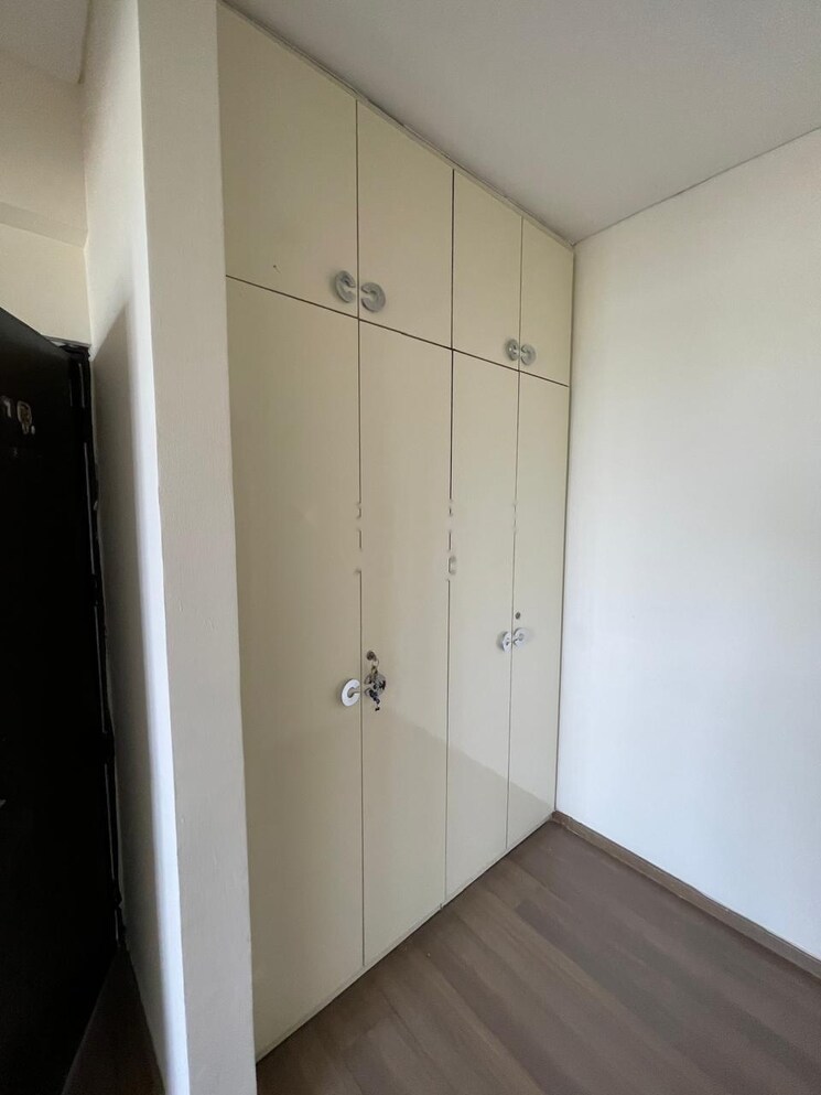 Room, shapoorji-pallonji-joyville-gurgaon 2 Bedroom 589 Sq.Ft. Apartment In Sector 102 Gurgaon 9393791