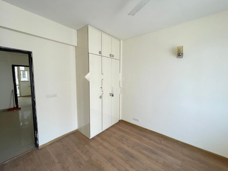 Room, shapoorji-pallonji-joyville-gurgaon 2 Bedroom 589 Sq.Ft. Apartment In Sector 102 Gurgaon 9393798