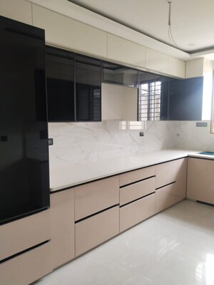 Kitchen in 4 BHK Builder Floor at Ashoka Enclave Faridabad, Sector 34 – for Sale