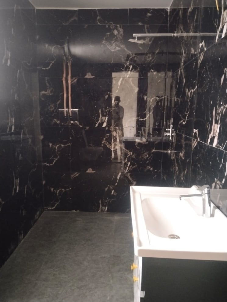 Bathroom, ashoka-enclave-faridabad 4 Bedroom 272 Sq.Yd. Builder Floor In Sector 34 Faridabad 9393937